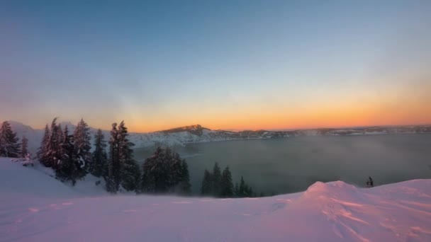 Majestätisches Video Vom Crater Lake Nationalpark Schneesturm Bei Sonnenuntergang — Stockvideo