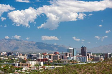 Tucson, Arizona 'nın Hava Görüntüsü: Büyüleyici 4K Skyline