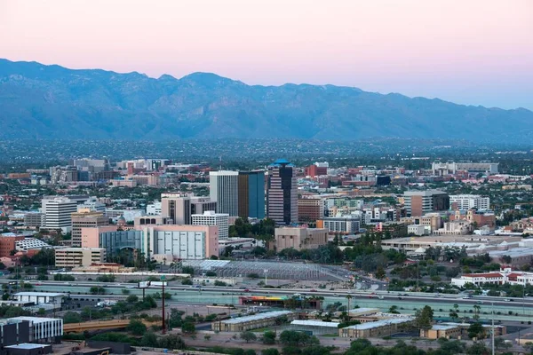 Tucson, Arizona 'nın Hava Görüntüsü: Büyüleyici 4K Skyline