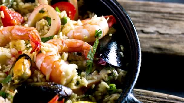 Delectable Ultra Video Close Van Succulent Seafood Paella Culinair Meesterwerk — Stockvideo