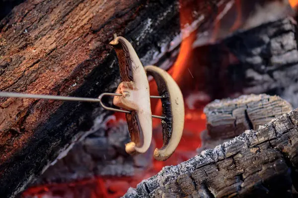 Campfire Cooking: Outdoor Culinary Delights in 4K Ultra HD