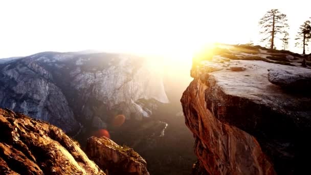 Golden Hour Majesty Puesta Sol Taft Point Yosemite Vídeo — Vídeo de stock