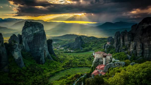 Meteora Majesty Time Lapse Van Dramatische Landschap Griekenland Thessalië Volledige — Stockvideo