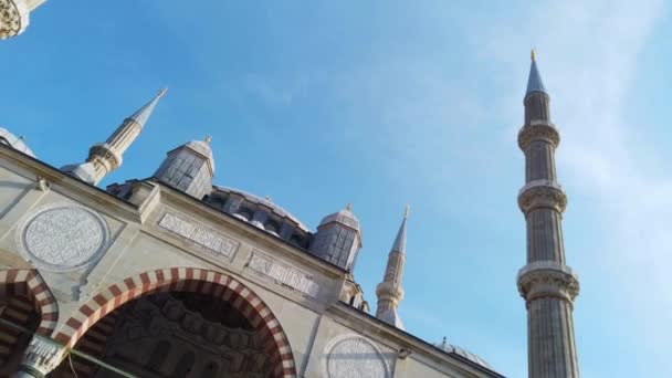 Perspectiva Majestuosa Vista Ángulo Bajo Mezquita Selimiye Edirne Turquía Video — Vídeo de stock