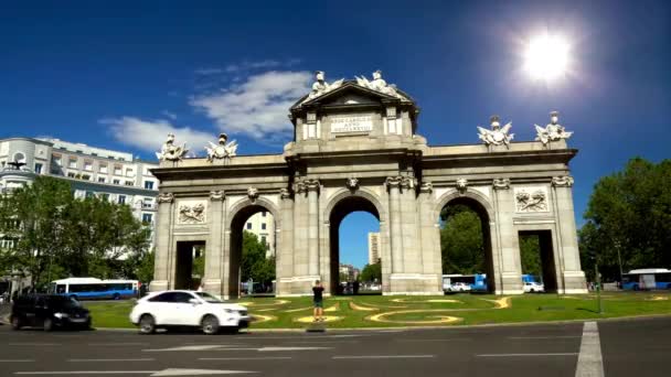 Tijdloos Madrid Time Lapse Van Puerta Alcala Het Hart Van — Stockvideo