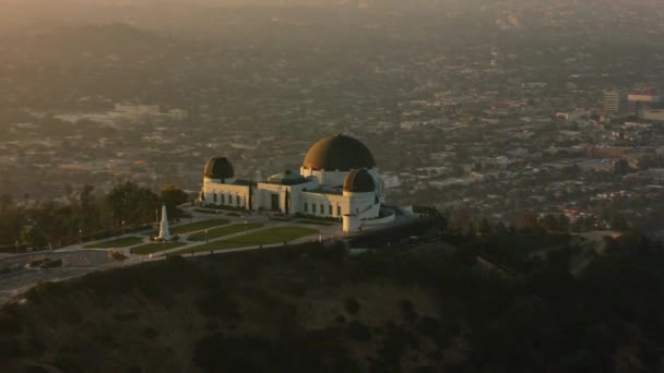 Morgon Ära Flygfoto Griffith Observatory Med Utsikt Över Los Angeles — Stockvideo