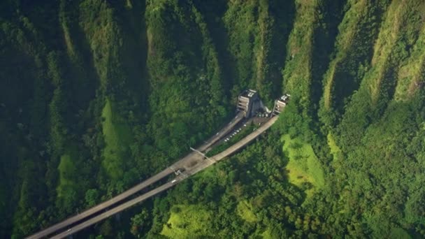 Scenic Route Hawaii Luchtfoto Uitzicht Haiku Valley Snelweg Tunnels — Stockvideo