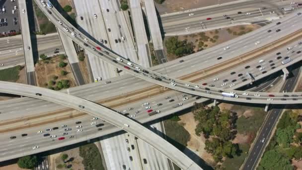 加州高速公路 美国4K高速公路与交叉口的空中景观 — 图库视频影像