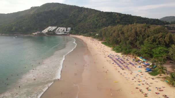 Luchtfoto Video Van Nai Harn Beach Rawai Phuket Met Witte — Stockvideo