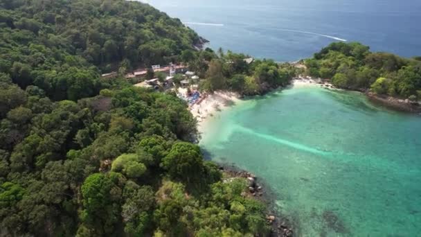 Drohnenaufnahmen Paradise Beach Kathu Phuket Thailand Mit Weißem Sand Kristallklarem — Stockvideo
