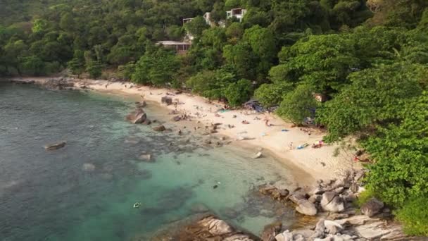 Luchtfoto Drone Beeldmateriaal Sane Beach Rawai Phuket Thailand Met Wit — Stockvideo