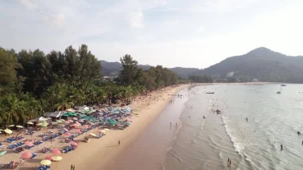 Luchtfoto Drone Beelden Kamala Beach Kathu Phuket Thailand Met Wit — Stockvideo