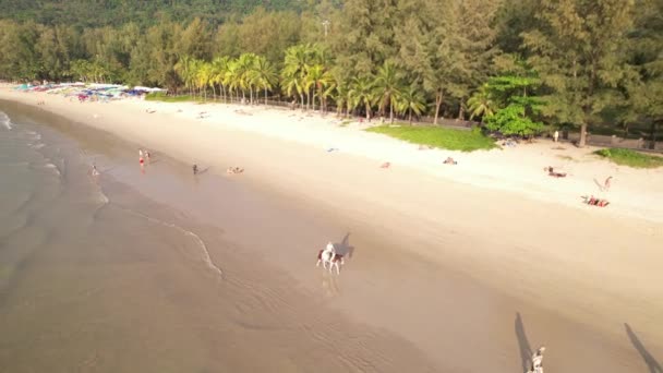 Aerial Drone Footage Kamala Beach Fuju Phuket Thailand Feed White — стоковое видео
