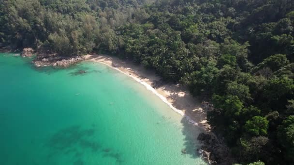 Luchtfoto Drone Beeldmateriaal Banana Beach Thalang Phuket Thailand Met Wit — Stockvideo