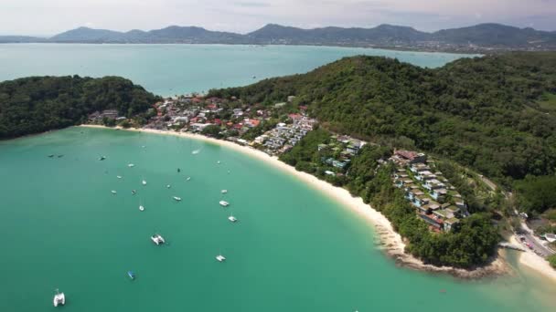 Luchtfoto Drone Beeldmateriaal Yon Beach Wichit Phuket Thailand Met Wit — Stockvideo