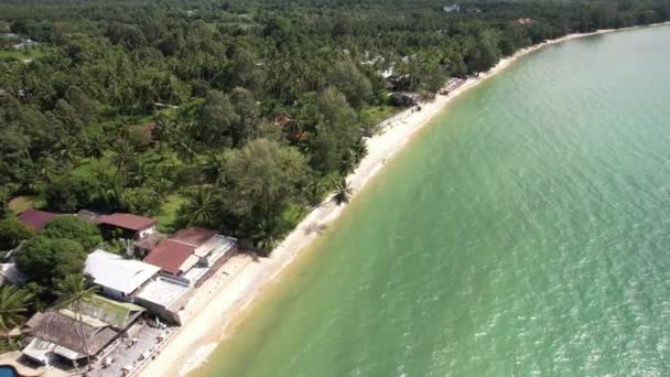 Aerial Drone Footage Lipa Noi Koh Samui Featuring White Sand — Stok Video