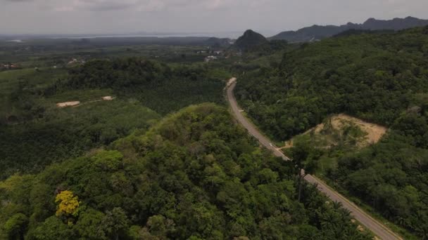 Manzara Kireçtaşı Dağları Nın Hava Görüntüleri Nang Krabi — Stok video