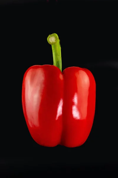 Pimienta Roja Fresca Sobre Fondo Negro — Foto de Stock