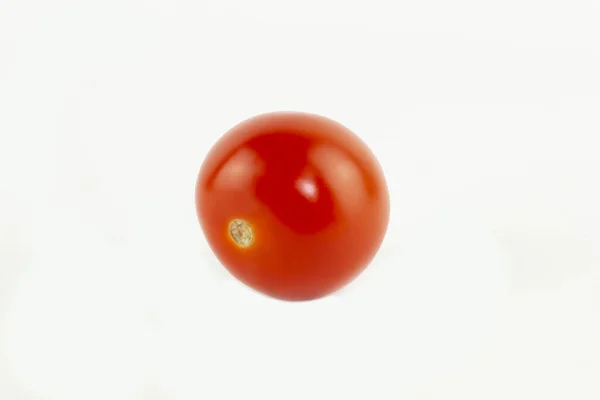 Röd Tomat Isolerad Vit Bakgrund — Stockfoto