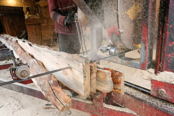 Pilařka Proces Zpracování Dřevěných Desek Pile Dřevařský Průmysl — Stock fotografie