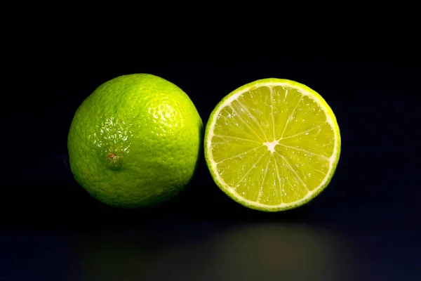 Fresh Lime Black Background Tropical Citrus Fruits — Stock Photo, Image