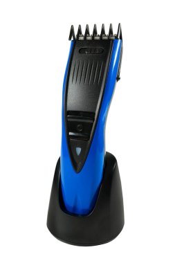 Beyaz arka planda izole edilmiş saç makasıyla. Dikey resim.