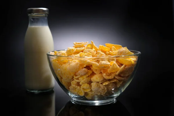 Bowl Cornflakes Milk Glass Black Background Healthy Breakfast — Stock Photo, Image
