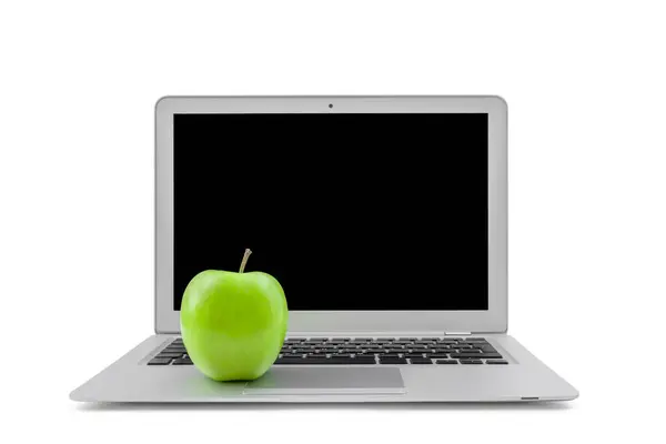 Laptop Zielone Jabłko Izolowane Białym Tle — Zdjęcie stockowe