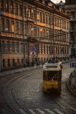 Lviv sokaklarında gün batımı