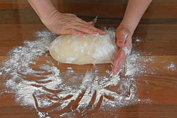 Membuat Adonan Kue Pembuatan Adonan Roti — Stok Foto