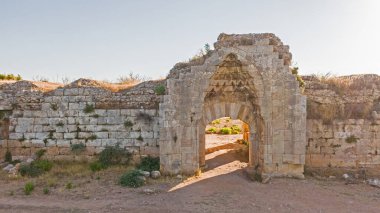 Antalya 'da tarihi bir han, Evdir Han..