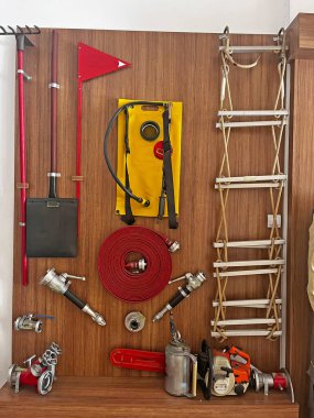 Türkiye 'de orman itfaiyesi ekipmanları.