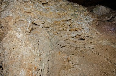 Burdur, Türkiye 'deki Insuyu mağarasında Karst oluşumları.