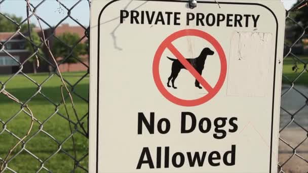 Рамка Права Приватна Власність Жоден Собака Допускав Знак Чорному Написанні — стокове відео
