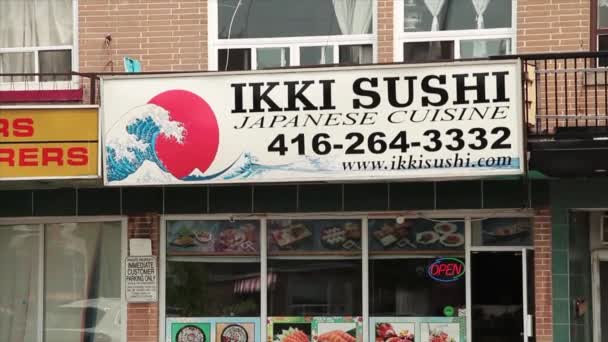 Pequeño Restaurante Sushi Independiente Ikki Sushi Tienda Cocina Japonesa Con — Vídeo de stock