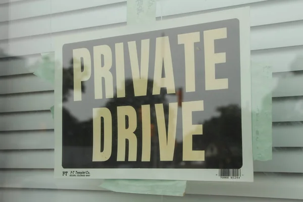 Private Drive Caption Text Writing Sign Taped Window Closed Blinds — Stock Photo, Image