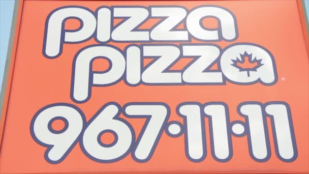 Pizza Pizza 967 1111 Signo Blanco Sobre Naranja Con Amarillo — Vídeo de stock