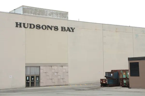 Hudsons Bay Loja Departamento Entrada Traseira Com Portas Logotipo Sinal Imagem De Stock