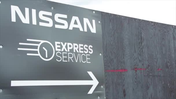 Nissan Expresní Servis Náměstí Černá Bílá Značka Hodinovým Obrázkem Ilustrace — Stock video