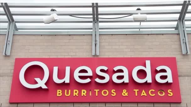 Burritos Quesada Tacos Firman Logo Frente Tienda Restaurante — Vídeos de Stock