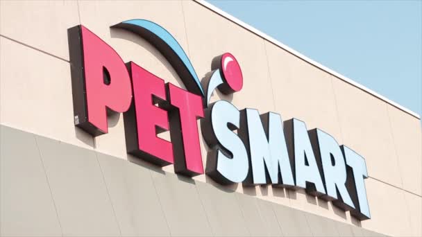 Logotipo Del Signo Petsmart Parte Delantera Tienda — Vídeos de Stock
