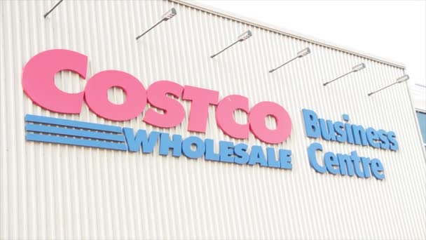 Costco Grossist Business Center Skylt Logotyp Framsidan Butiken Sommaren Närbild — Stockvideo