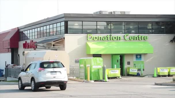 Value Village Donation Centre Center Sign Logo Back Side Store — Stock Video