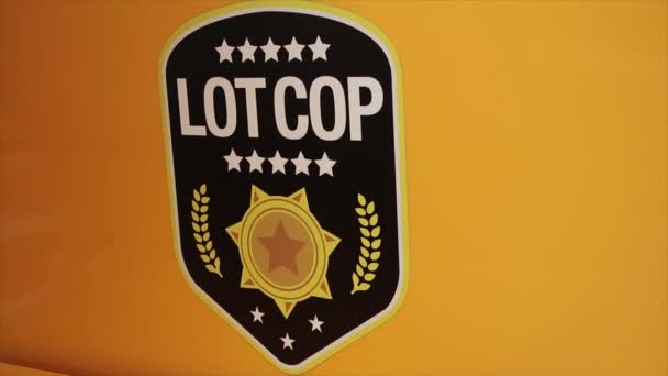 Logotipo Policial Lote Sinal Lado Máquina Policial Lote Fora Exterior — Vídeo de Stock