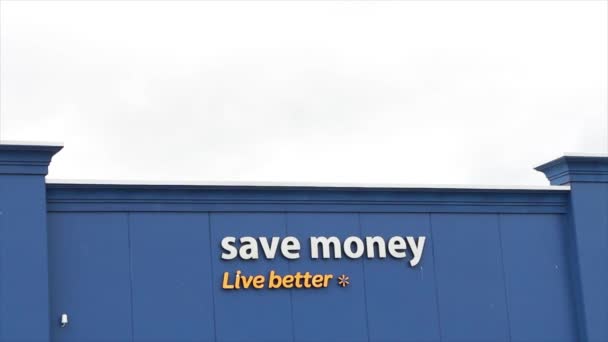 Risparmiare Denaro Vivere Meglio Walmart Scrittura Didascalia Testo Fronte Centro — Video Stock