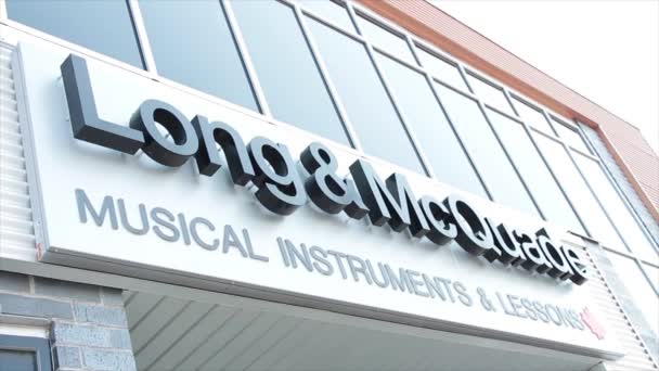 Long Mcquade Instruments Musique Leçons Logo Enseigne Magasin Devanture Façade — Video