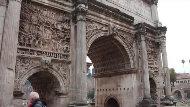 Septimius Severus Arch Pan Right Temple Saturn Rome Italy — Stock Video