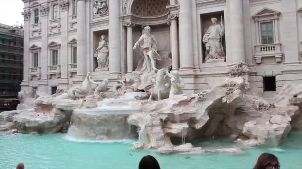 Trevi Σιντριβάνι Μέσο Ευρύ Πλάνο Ρώμη Ιταλία — Αρχείο Βίντεο