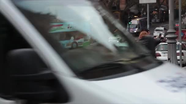 Пьяцца Барберини Справа Налево Автомобилями Дневное Время Центре Города — стоковое видео