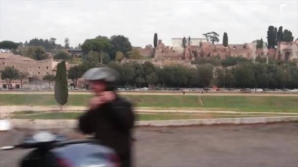 Circus Maximus Rome Italië Schot Van Bewegende Voertuig Gaat Rechts — Stockvideo